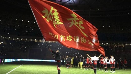 stake.com-时隔17年“川渝德比”重回中超舞台 蓉城主帅：“我了解这场比赛的重要性”